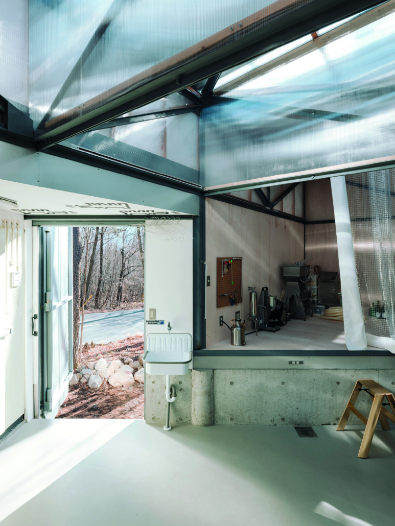 02_Yatsugataka-Cider-Shed_Masaharu-Okuda